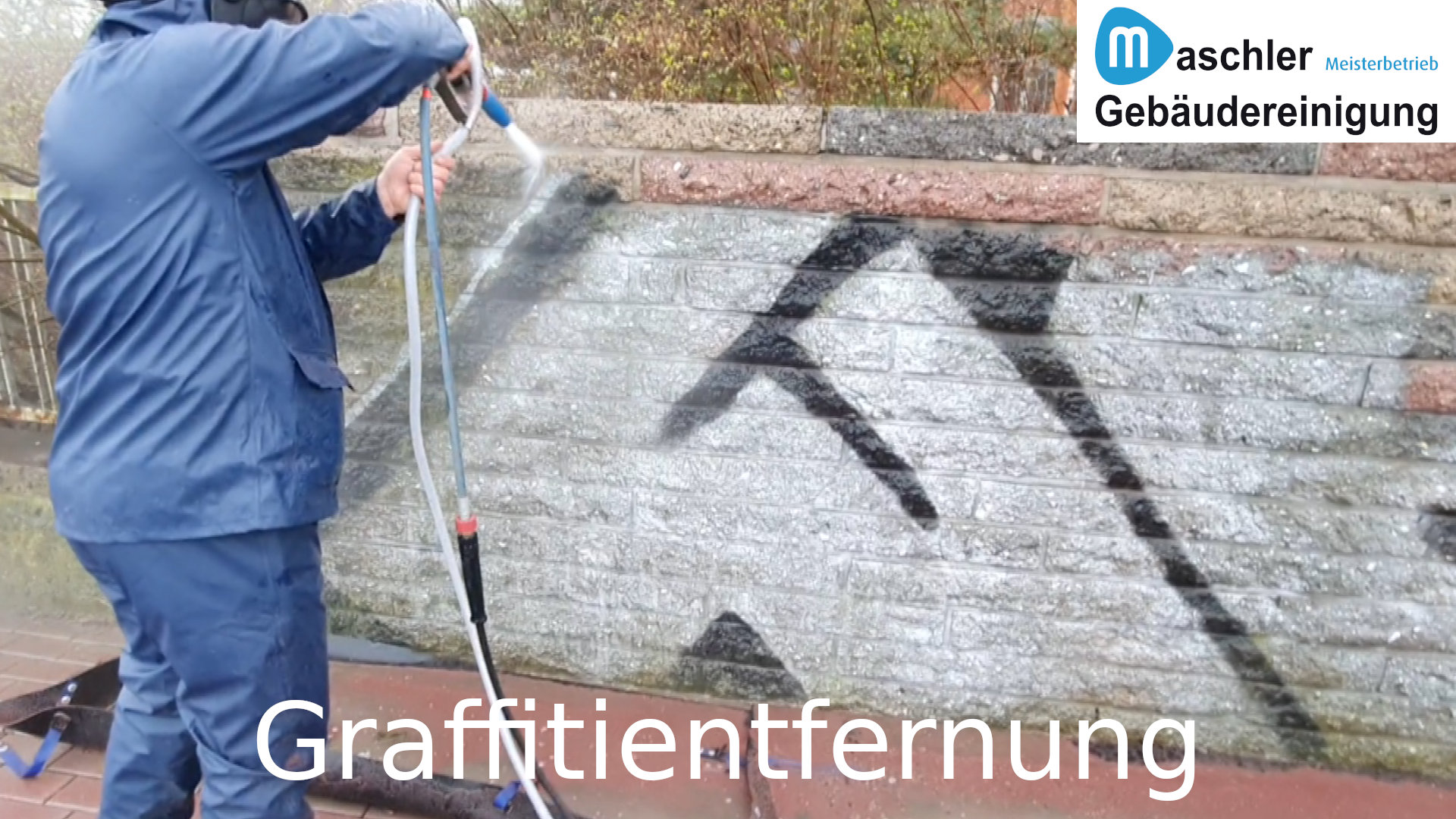 Entfernung von Graffiti von Mauern und Hausfassaden Graffitientfernung - Gebäudereinigung Maschler GmbH